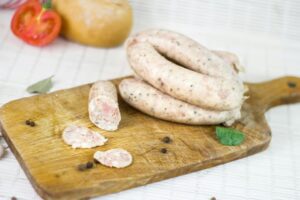 domowa biała kiełbasa